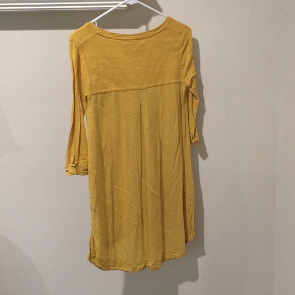 ⭐️ 2/$15 or 3/$20 Anthropologie Tunic - Picture 3 of 3